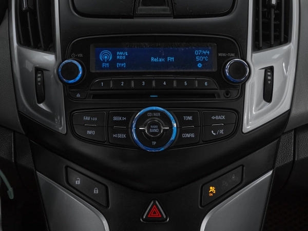 Chevrolet Cruze, I Рестайлинг фото №11