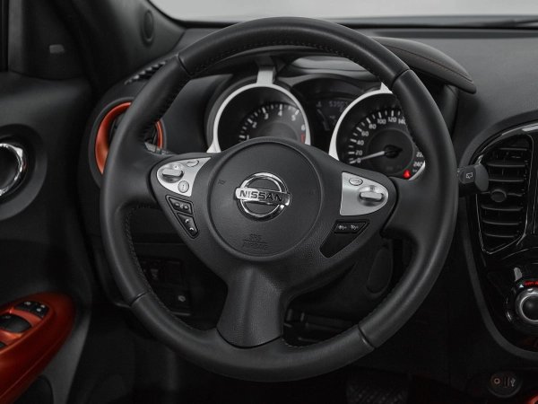 Nissan Juke, I Рестайлинг фото №11