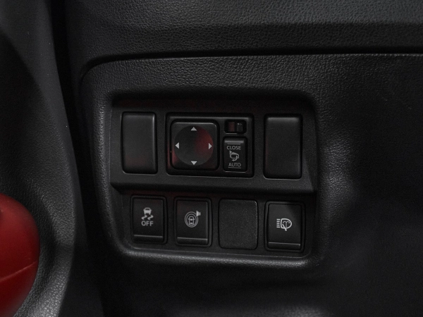 Nissan Juke, I Рестайлинг фото №16