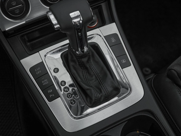Volkswagen Passat, B6 фото №20