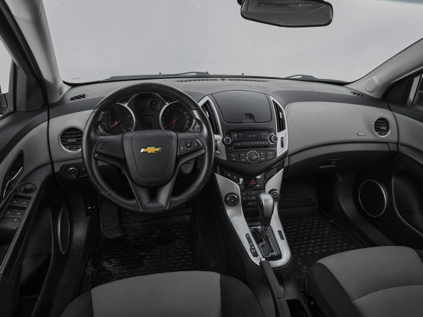 Chevrolet Cruze, I Рестайлинг фото №7