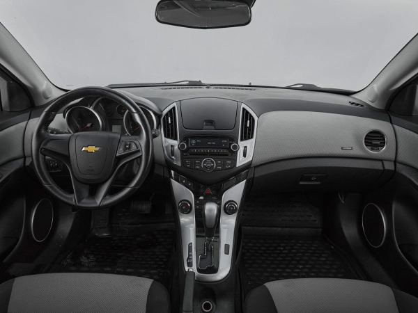 Chevrolet Cruze, I Рестайлинг фото №8