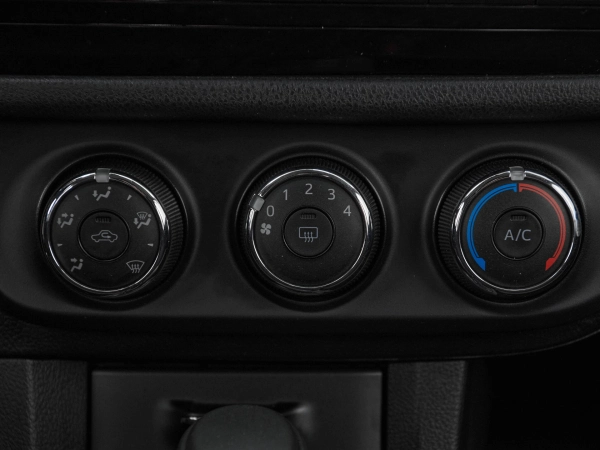 Toyota Corolla, XI (E160, E170, E180) фото №14