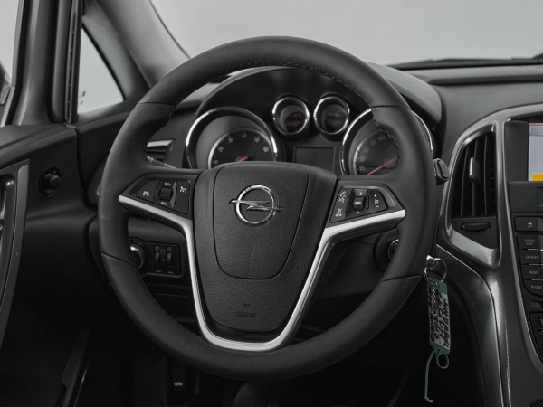 Opel Astra, J фото №10