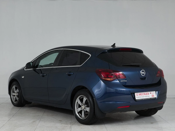 Opel Astra, J фото №4