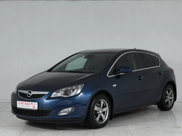 Opel Astra, J 2011 Cosmo фото