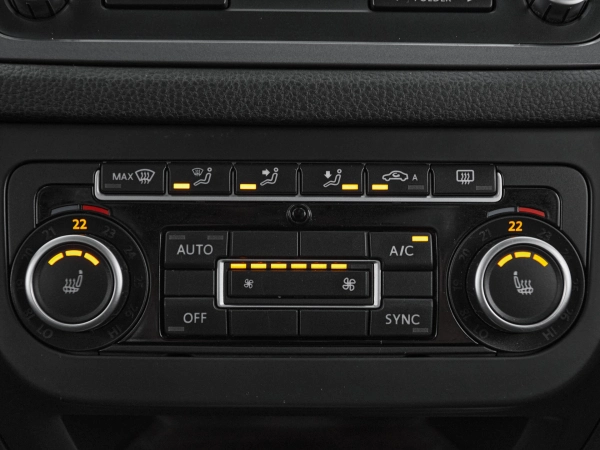 Volkswagen Tiguan, I Рестайлинг фото №14