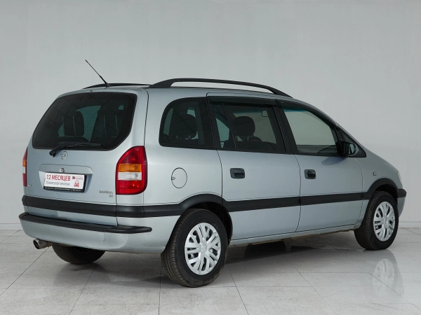 Opel Zafira, A фото №6