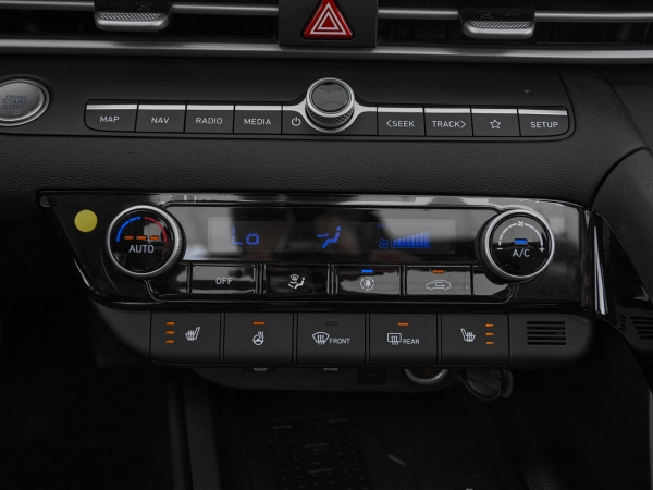 Hyundai Elantra, VII (CN7) Рестайлинг фото №21