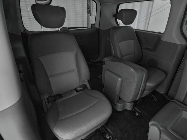 Hyundai Grand Starex, I фото №16