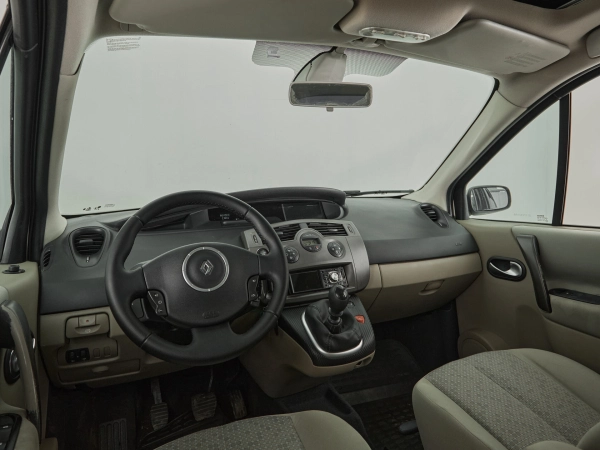 Renault Scenic, II Рестайлинг фото №8