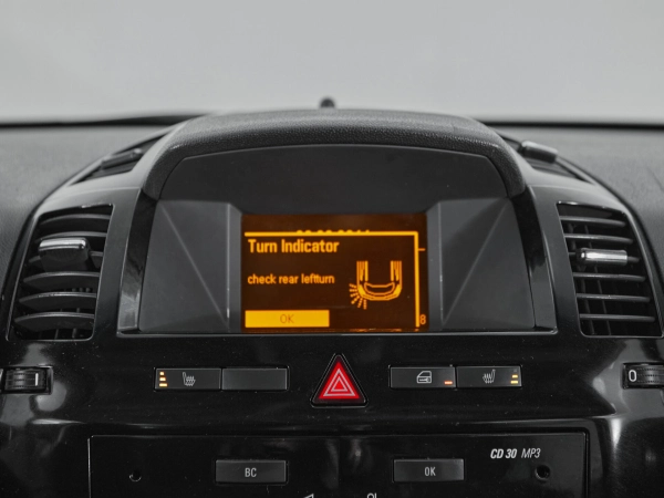 Opel Zafira, B Рестайлинг фото №14