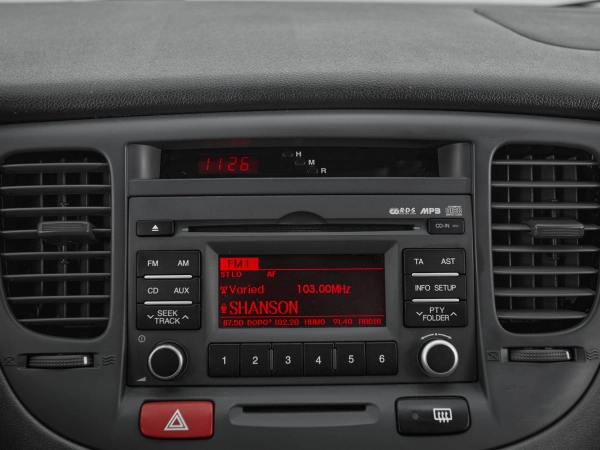 Kia Rio, II Рестайлинг фото №12
