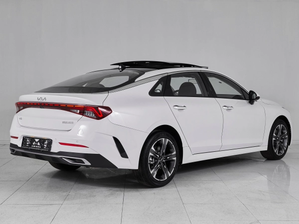Kia K5, III фото №6