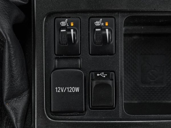 Toyota Land Cruiser Prado, 150 Series Рестайлинг 1 фото №21