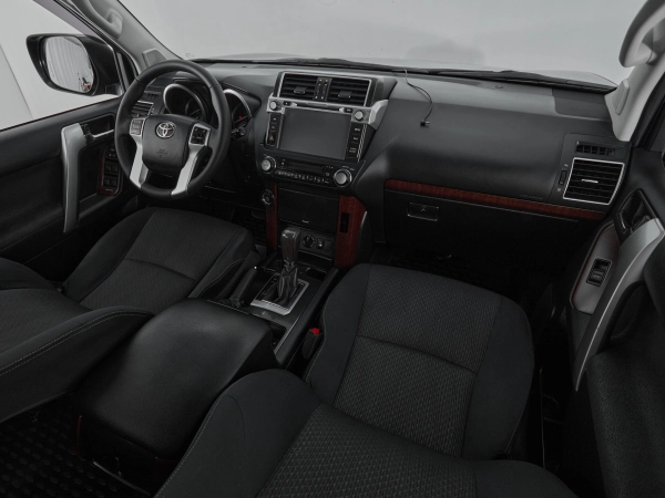 Toyota Land Cruiser Prado, 150 Series Рестайлинг 1 фото №9