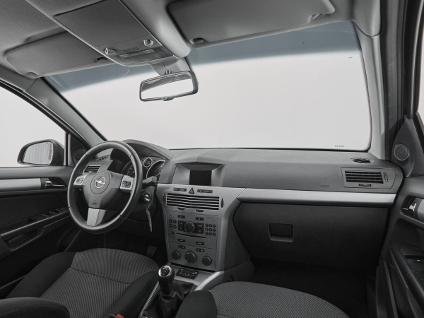 Opel Astra, H Рестайлинг фото №9