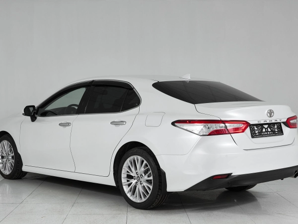 Toyota Camry, VIII (XV70) фото №4