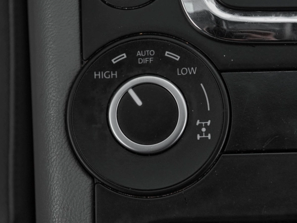 Volkswagen Touareg, I фото №16
