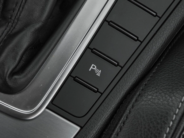 Volkswagen Passat CC, I Рестайлинг фото №20