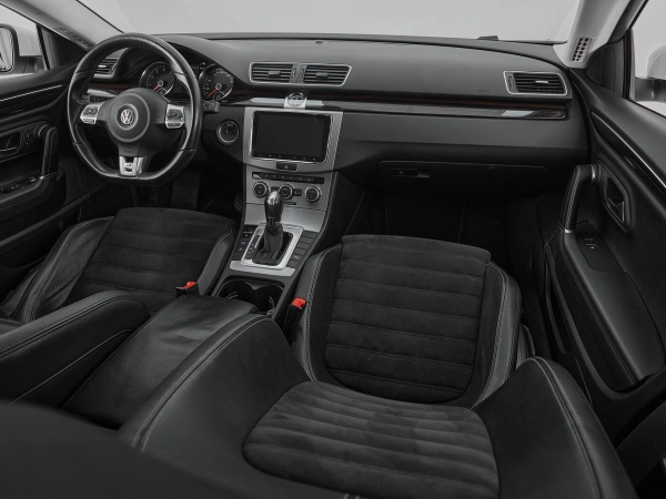 Volkswagen Passat CC, I Рестайлинг фото №9