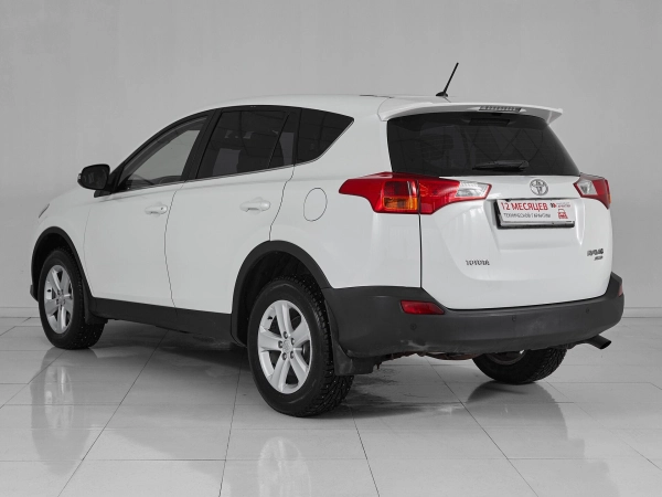 Toyota RAV4, IV (XA40) фото №4