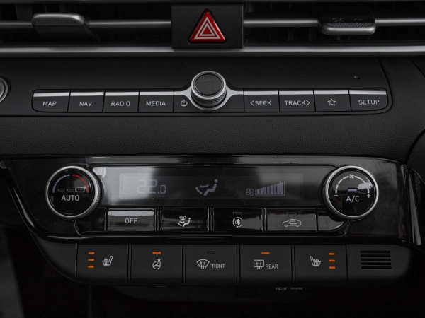 Hyundai Elantra, VII (CN7) Рестайлинг фото №20