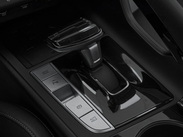 Hyundai Elantra, VII (CN7) Рестайлинг фото №21