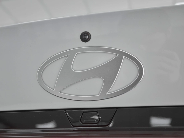 Hyundai Elantra, VII (CN7) Рестайлинг фото №7