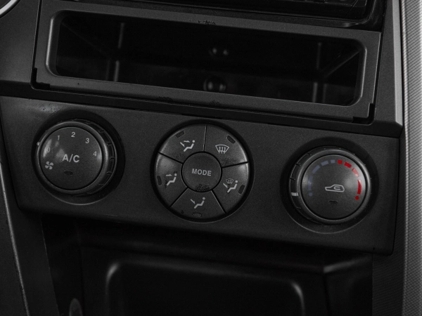 SsangYong Kyron, I Рестайлинг фото №14