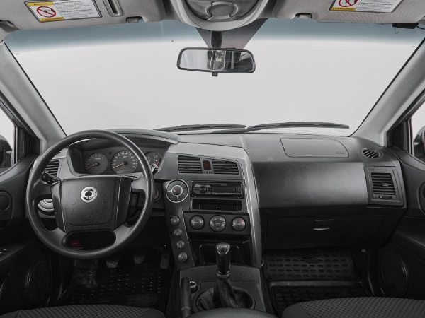 SsangYong Kyron, I Рестайлинг фото №8
