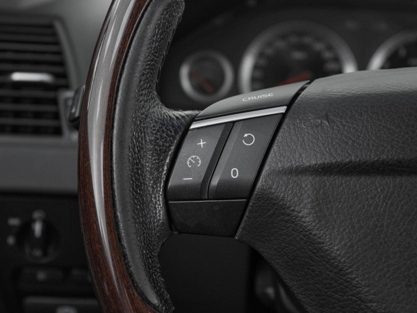 Volvo XC90, I Рестайлинг фото №11