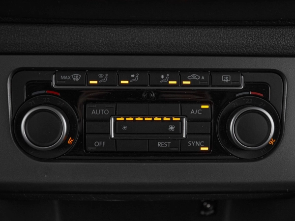 Volkswagen Amarok, I фото №16