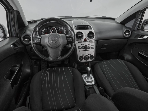 Opel Corsa, D фото №7