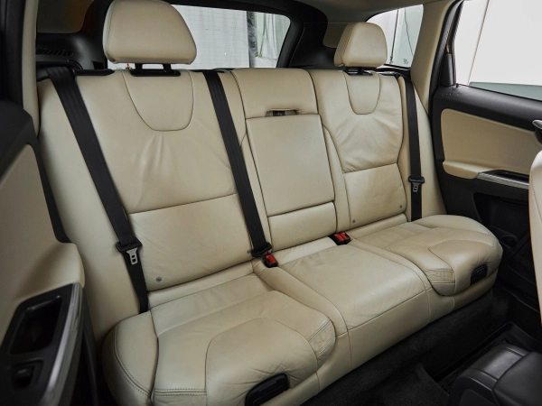Volvo XC60, I фото №18