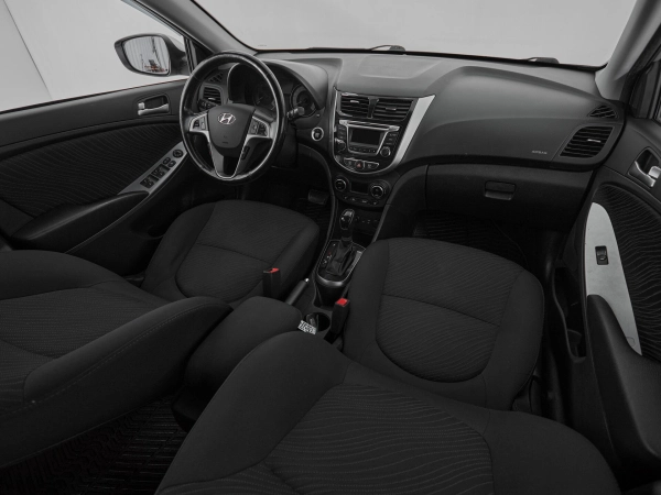 Hyundai Solaris, I Рестайлинг фото №9