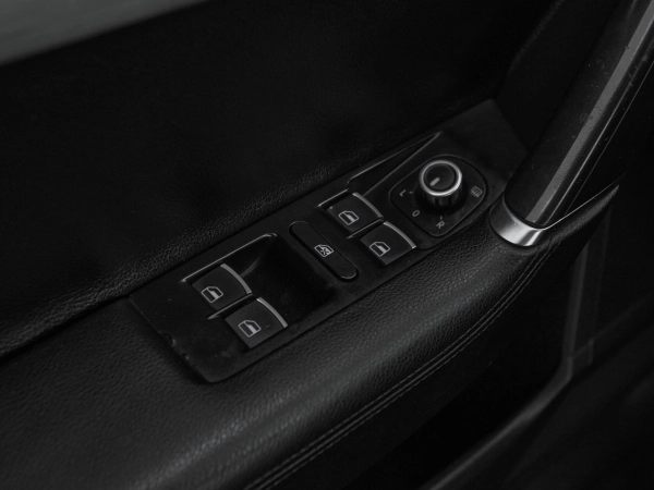 Volkswagen Passat, B7 фото №12