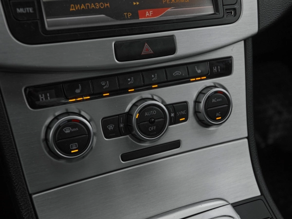 Volkswagen Passat, B7 фото №16