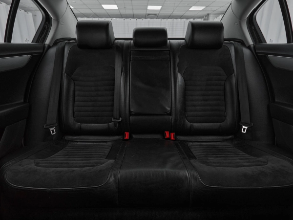 Volkswagen Passat, B7 фото №17
