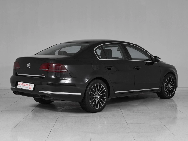 Volkswagen Passat, B7 фото №6