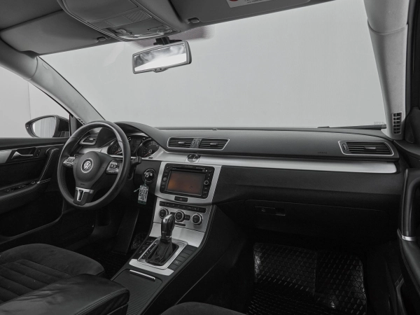 Volkswagen Passat, B7 фото №9