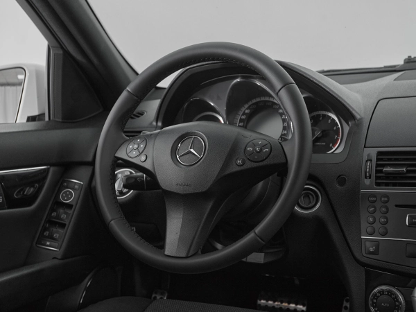 Mercedes-Benz C-Класс, III (W204) фото №10