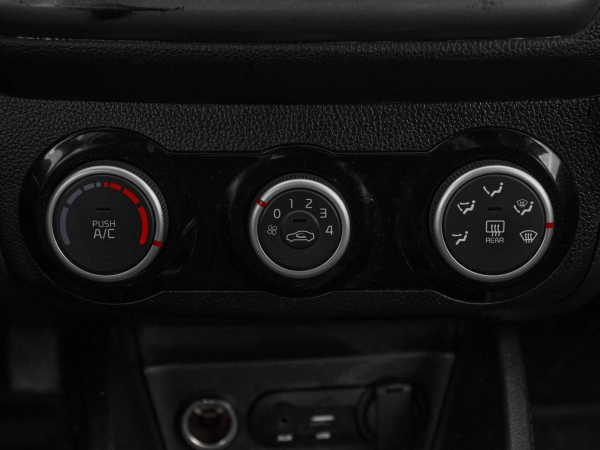 Kia Rio, III Рестайлинг фото №16