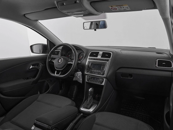 Volkswagen Polo, V Рестайлинг фото №9