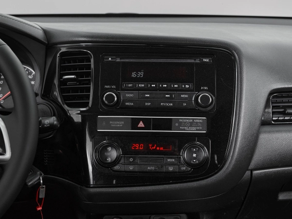 Mitsubishi Outlander, III Рестайлинг 3 фото №13