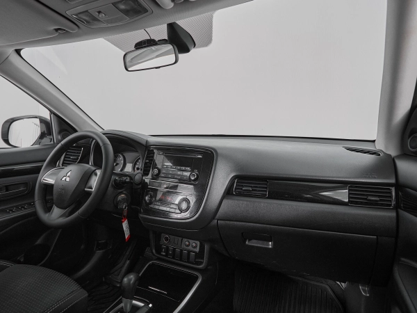 Mitsubishi Outlander, III Рестайлинг 3 фото №9