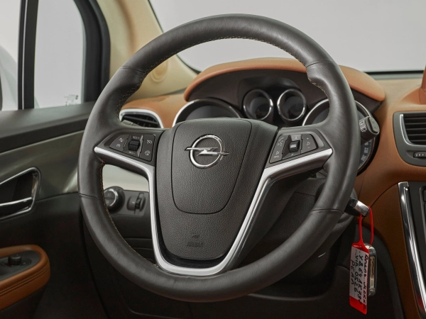 Opel Mokka, I фото №10