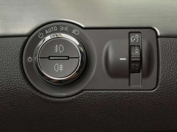 Opel Mokka, I фото №14