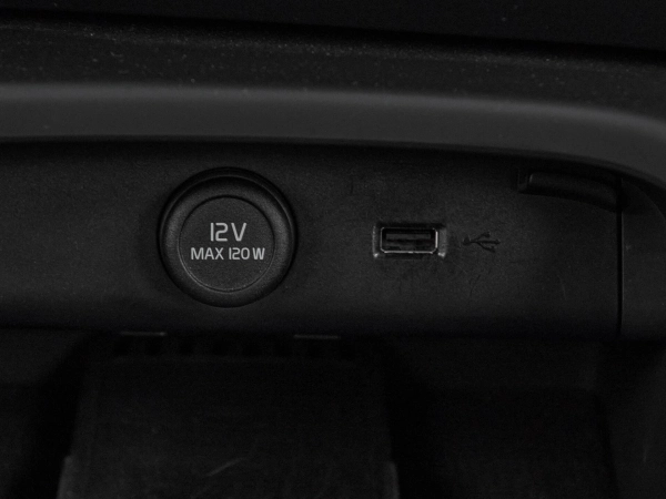 Volvo XC40, I фото №19