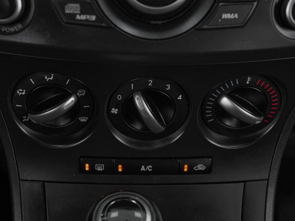 Mazda 3, II (BL) Рестайлинг фото №15